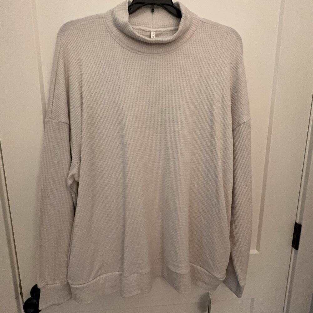 Halara Sweatshirt Sz L Beige Waffle Knit Mock Neck Long Sleeve Oversized Weekend